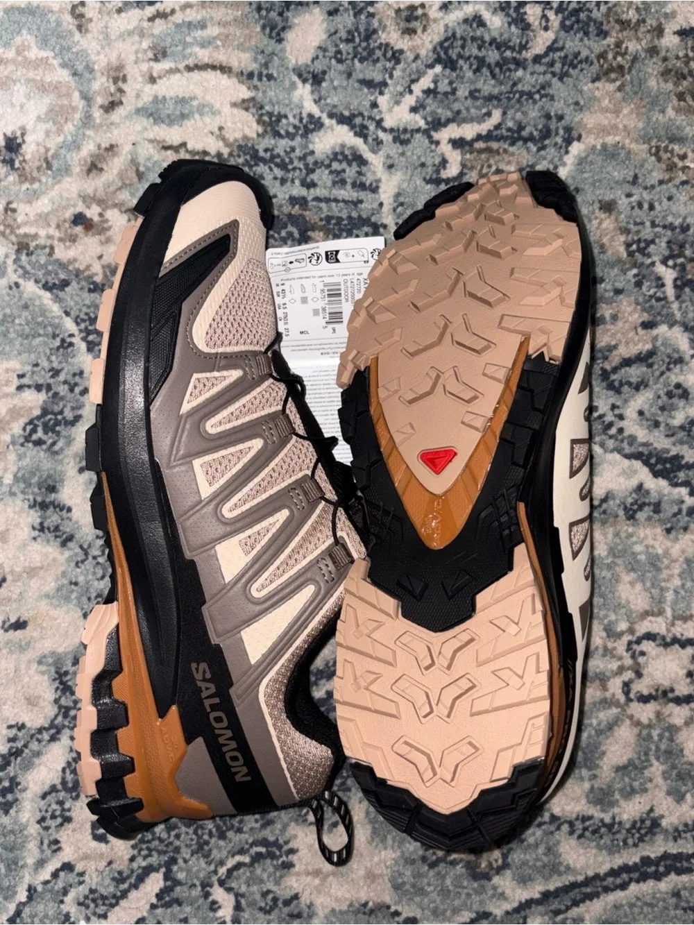 Salomon Men's Trail Running Shoes - Beige & Black Size 9.5